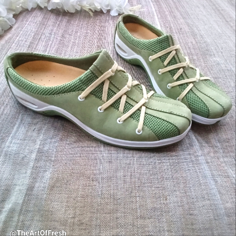 Cole Haan Nike Air Green and Cream Women's Shoes